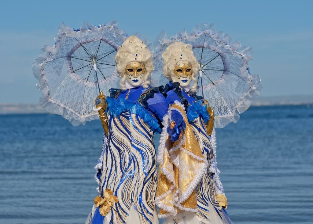 carnaval de venise duo ombrelle bleu et or