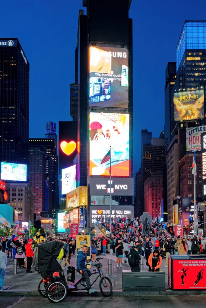 Jour 7 du voyage photo à New York, lumières artificielles des panneaux publicitaires de la ville