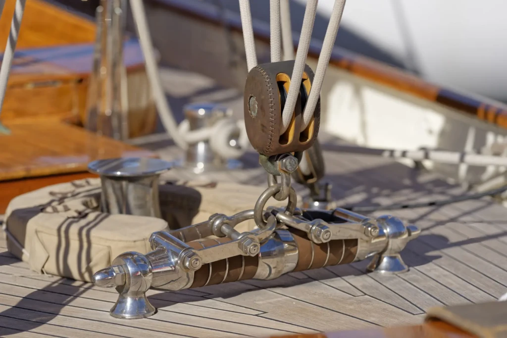 les voiles de saint tropez-cordage_stage photo- voilier-