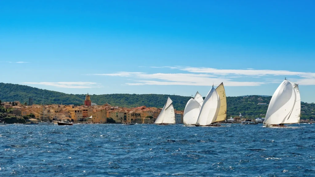 les voiles de saint tropez-regate_stage photo- course-en bateau suiveur