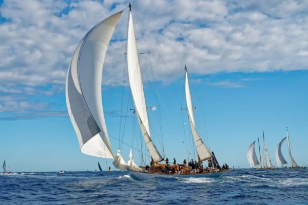 les voiles de saint tropez-voilier stage photo course